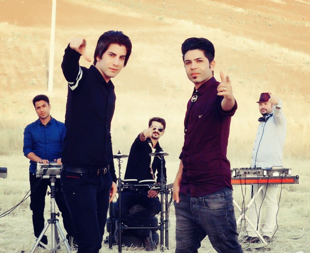 دانلود آهنگ خط خطی فرشاد آزادی و مسعود جلیلیان